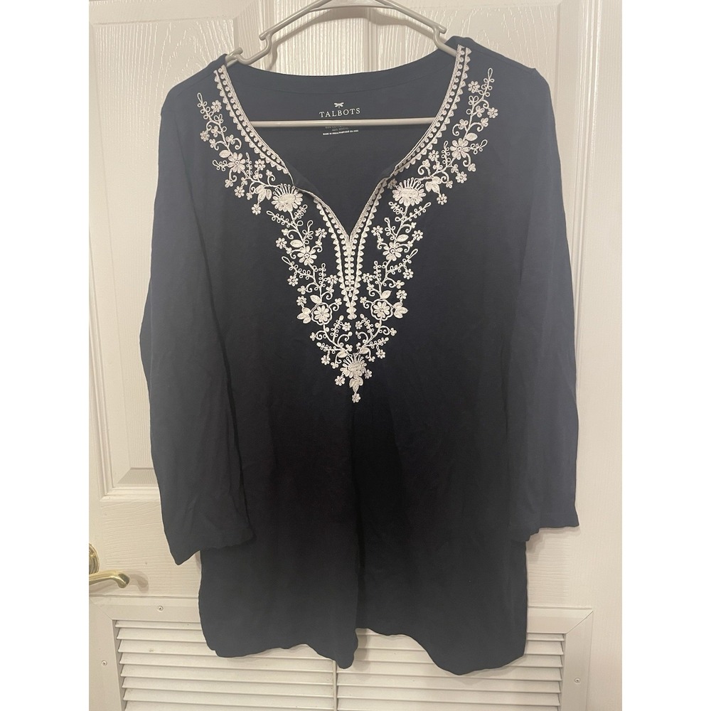 Talbots Embroidered Floral Tunic Top Medium Navy Ivory Cotton Modal V Neck - Picture 2 of 7